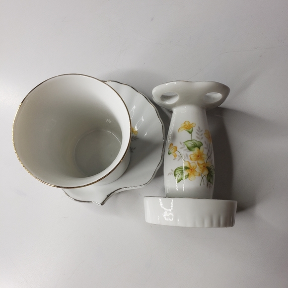 Vtg Bathroom China Porcelain Set Cup Toothbrush Stand Scalloped Soap Dish MCM - Picture 9 of 12